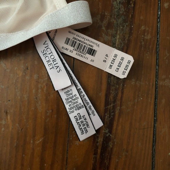 ❤️NWT Victoria’s Secret Bralette w/ Sequin Detail - Picture 5 of 6
